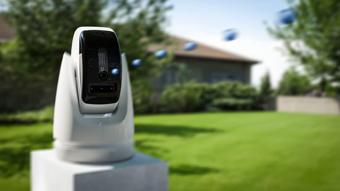 Paintball-blasting home security camera redefines 'enter at own risk'